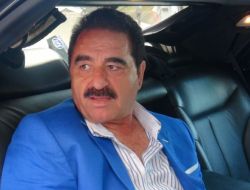 Tatlıses Uçmaktan Şikayetçi Oldu