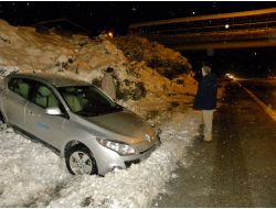 Temde Zincirleme Trafik Kazası: 2 Yaralı