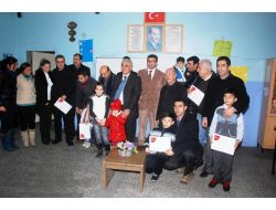 Baba Destek Programına Katılan Babalara Sertifika