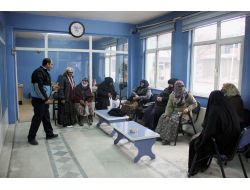 Iğdırda Zabıtalar Dilencilere Göz Açtırmıyor