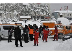 Hizan’da Kaybolan 2 Amcaoğlu İçin Arama Kurtarma Ekibi Gönderildi