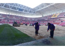 Türk Telekom Arenada Çimler Serilmeye Başlandı