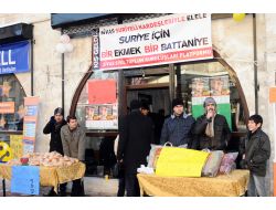 Sivas’ta Suriye İçin Bir Ekmek Bir Battaniye Kampanyası Başlatıldı