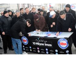 Sivas Memur-senden Kılık-kıyafet Eylemi