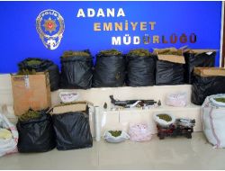 Polis Uyuşturucu Operasyonuna Gittiği Evde Cephane Buldu