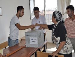 Beyin Ameliyatı Geçiren Vatandaş Oy Kullanmak İçin 3 Saat Bekledi