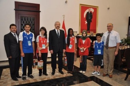 20 ülkeden 70 öğrenci Türkçe Olimpiyatları için Osmaniye’de