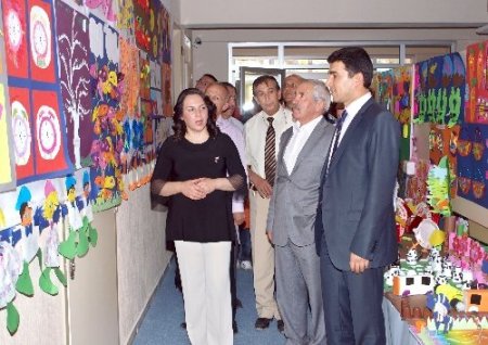 Acıpayam Mehmet Manisalı Anaokulu'nda resim sergisi açıldı