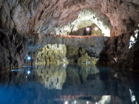 Altınbeşik Mağarası, güneş enerjisiyle aydınlatılıyor