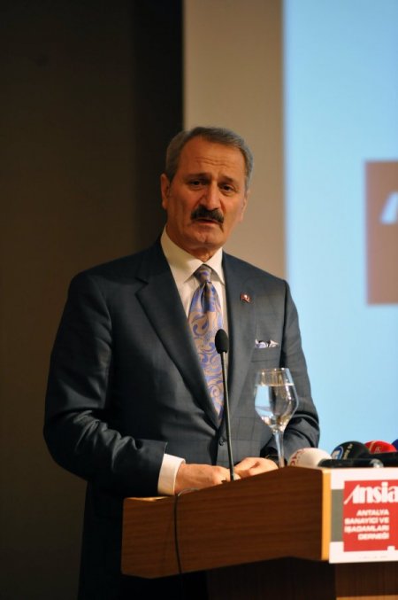 Bakan Çağlayan: Avrupa Ülkeleri Ekonomik Olarak Yoğun Bakım Çadırında