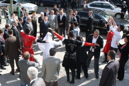 Bakan Dinçer, Bölgesel Halk Eğitim Fuarının Açılışını Yaptı