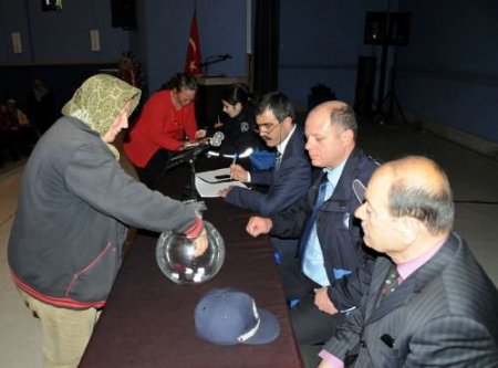 Balıkesir'de Üçüncü Hanımeli Pazarı Adnan Menderes'te Kurulacak