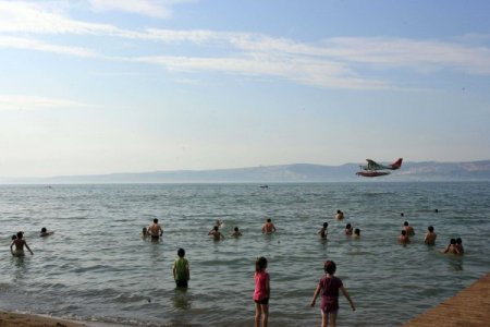 Başkan Karaosmanoğlu, Deniz Mevsimini Mavi Bayraklı Plajda Açtı