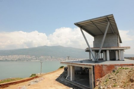 Belediyenin Gemlik Sosyal Tesisi Ramazan'a Yetişecek
