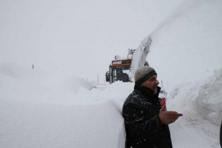 Bitlis'te Karla Mücadele İl Özel İdare Yetililerini Çileden Çıkardı