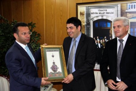 Bosna-hersek Heyeti, Vali Aksoy’u Ziyaret Etti