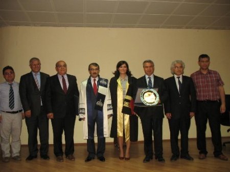 Bozok Üniversitesi'nden mezun olan ilk doktor için tören düzenlendi