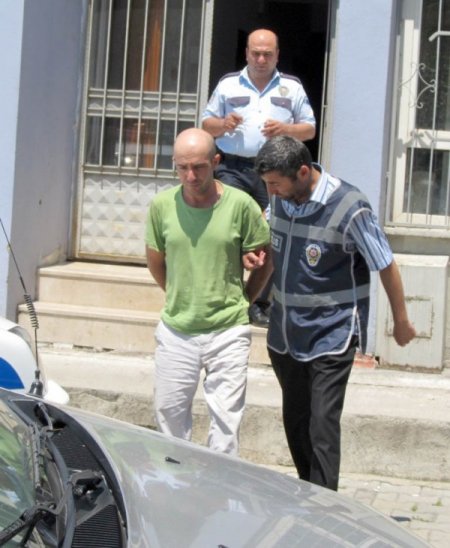 Büfe Hırsızları Suçüstü Yakalandı