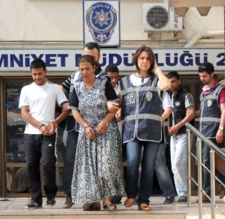 Bursa polisinden şafak vakti uyuşturucu operasyonu: 30 gözaltı