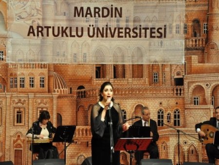 Dünyaca Ünlü Lübnanlı Sanatçı Ghada Schebir'i Mardinlilerle Buluştu