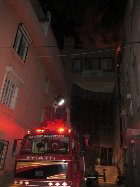 Edremit İtfaiye Müdürü Özbaş: Yurt Yangınında Her İmkanı Kullandık