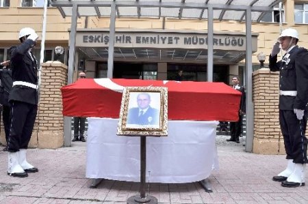 Emniyet Müdürü Kuru'nun cenazesi Sakarya'ya uğurlandı