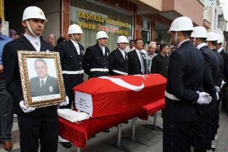 Eskişehir Emniyet Müdürü Naci Kuru'nun cenazesi baba ocağına getirildi