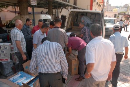 Ev Eşyaları Arasından Kaçak Sigara Çıktı