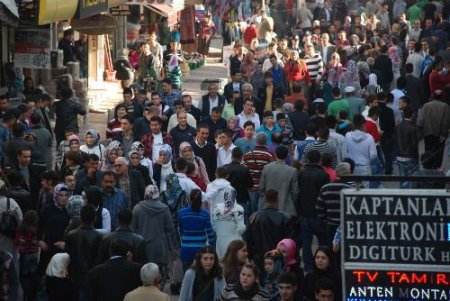 Gençler Geleneksel Alaplı Kızlar Bayramı'na Katıldı