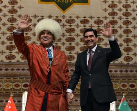 Gül’ün Türkmenistan ziyareti ikili ilişkilere yeni bir ivme kazandırdı