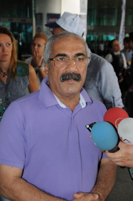 Havacılıkta Grev Yasağını Anayasa Mahkemesi'ne Götürecekler