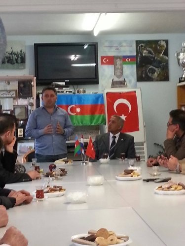 Hollanda'da Azerbaycan'ın Cumhuriyet Bayramı kutlandı