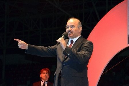 Hüseyin Çelik, Türkçe Olimpiyatları'nda birlik ve beraberlik çağrısı yaptı