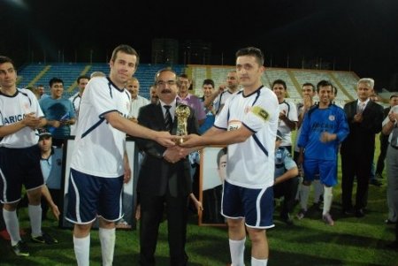 İhsan Eroğul Futbol Turnuvası'nın şampiyonu Mersin Adliye oldu