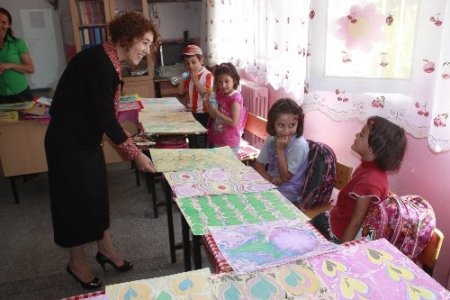 İl Milli Eğitim Müdürü Deneri, Sarıyahşi ilçesindeki okulları ziyaret etti