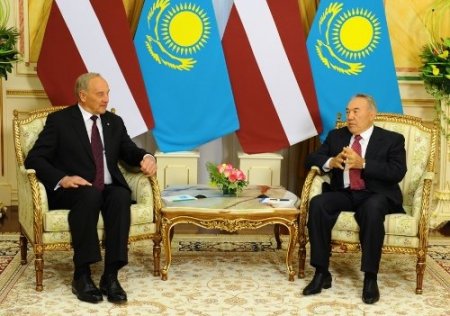 Kazakistan ve Letonya ticaret hacmini artırmayı hedefliyor
