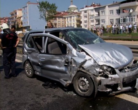Kestirmeden Eve Gitmek İstedi, 7 Kişi Yaralandı