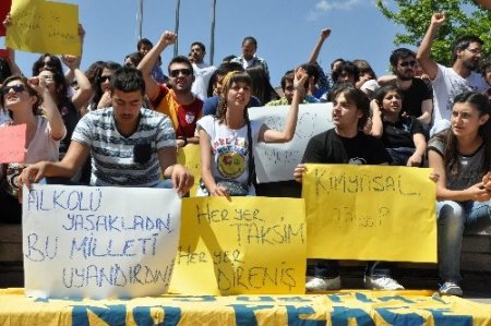 Kırıkkale'de 'Taksim Gezi Parkı' protestosu