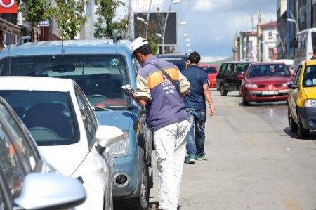 Küçükler: Halk isterse parkomat uygulamasını kaldırırız