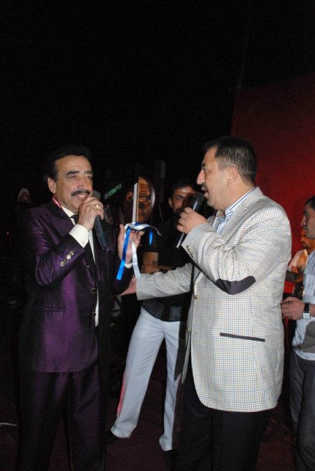 Kurtlusoğuksu Beldesindeki Festivalde Hakkı Bulut Coşkusu Yaşandı