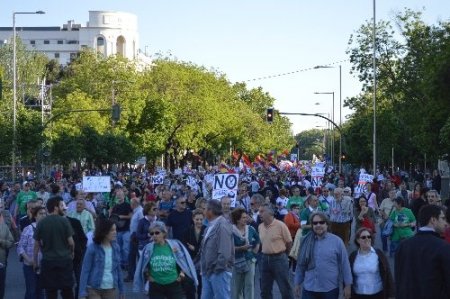 Madrid’de binlerce kişi Troyka’yı protesto etti