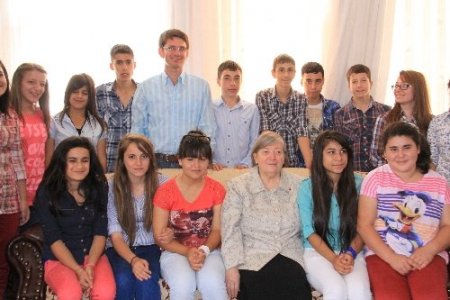 Öğrencilerden milletvekiline komşu ziyareti
