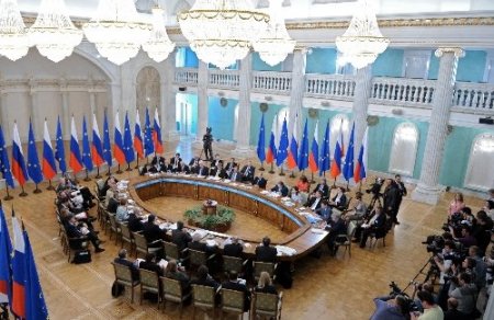 Rusya – AB: Suriye’de siyasi çözümden başka alternatif yok