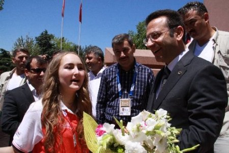 Türkçe sevdalısı çocuklar Samsunlularla buluşuyor