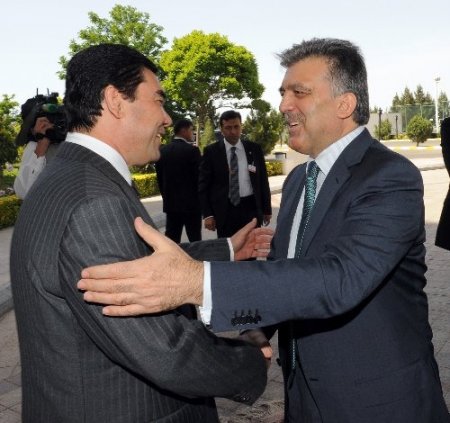 Türkmenistan, Cumhurbaşkanı Gül’ü ağırlayacak(Haber-Yorum)