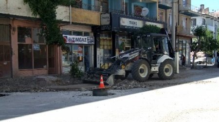 Yerköy’de yol ve kaldırım çalışmaları yıl sonuna kadar tamamlanacak