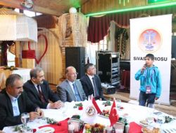 Bakan Yılmaz, Sivasta Türkçenin Çocuklarıyla Buluştu