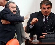 Mecliste Çayan kavgası