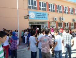 Öğrenciler Sbs Öncesi Anafenin Sınavında Ter Döktü