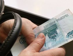 Rusların Yarısı İkinci Bir Ekonomik Krizden Endişe Ediyor